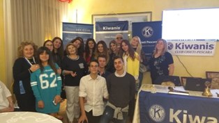 Il KC Chieti-Pescara festeggia la prima charter del Key Club Galiani De Sterlich