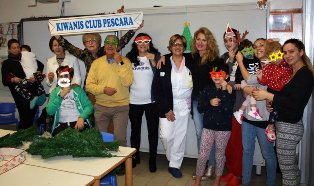 Il KC Pescara dona per Natale un nuovo albero ai bambini della sezione di Scuola in Ospedale presso la Pediatria di Chieti