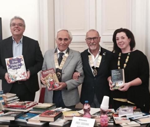 Divisione 3 Sicilia Sud-Est celebra il Kiwanis One Day con la donazione di libri ad enti ed associazioni per l'infanzia