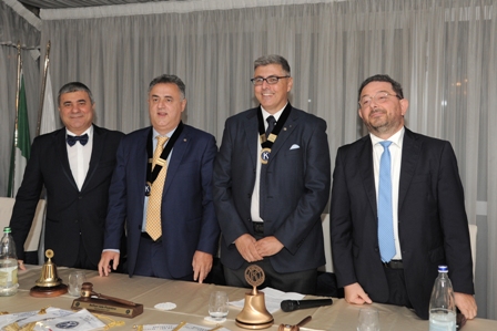 KC Bellizzi Sele Picentino e KC Salerno Principato Citeriore celebrano congiutamente il Passaggio della campana