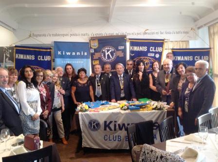 I club della Div. 12 Magna Greca celebrano il Kiwanis One Day con evento “Libri per bambini: facciamo volare la loro fantasia”